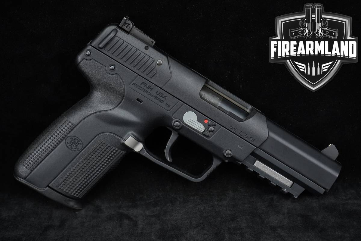 FN Five-seveN USG 5.7x28 4.8" 5-7 57 Target Pistol+3 MAGS & ORIG CASE
