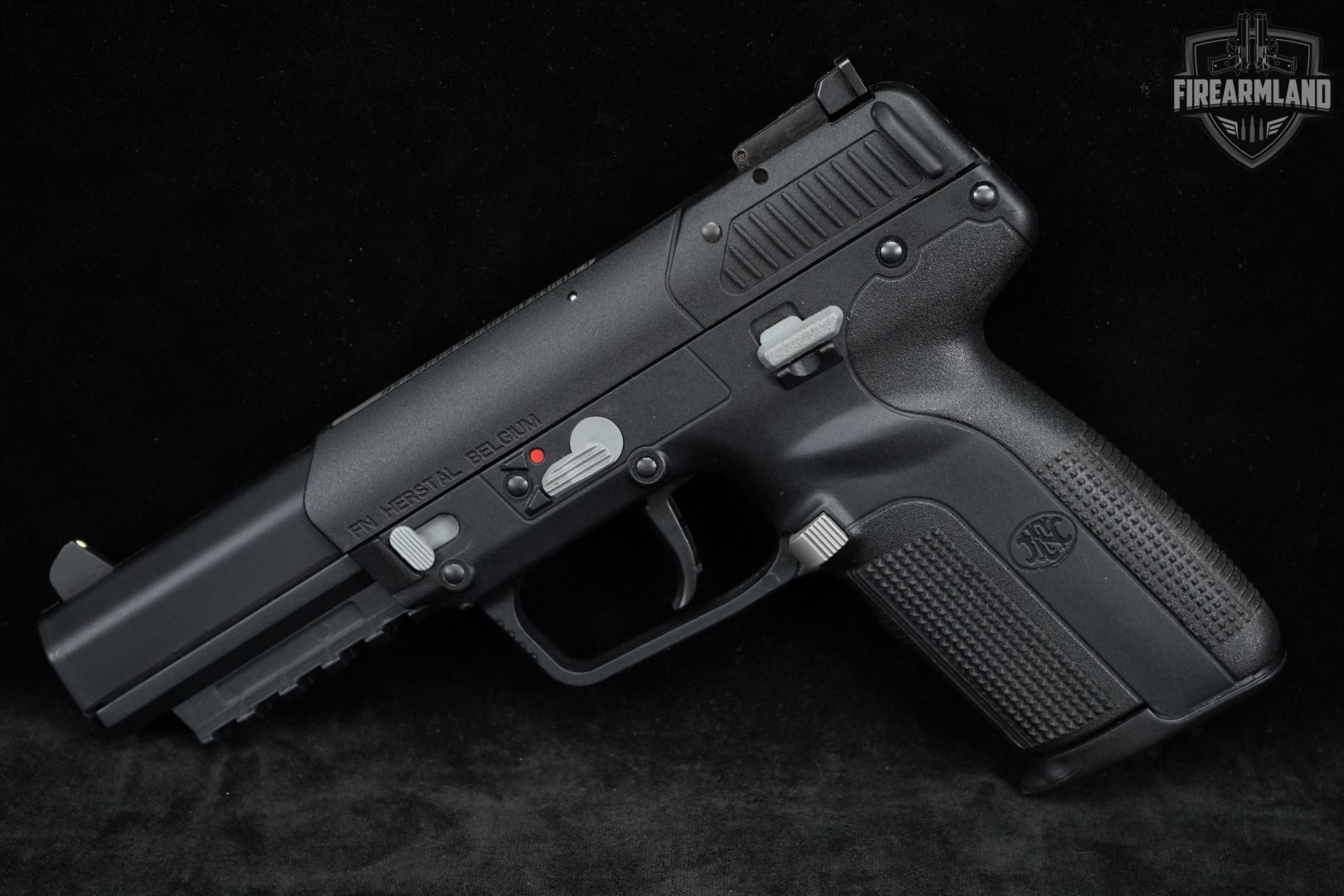 FN Five-seveN USG 5.7x28 4.8