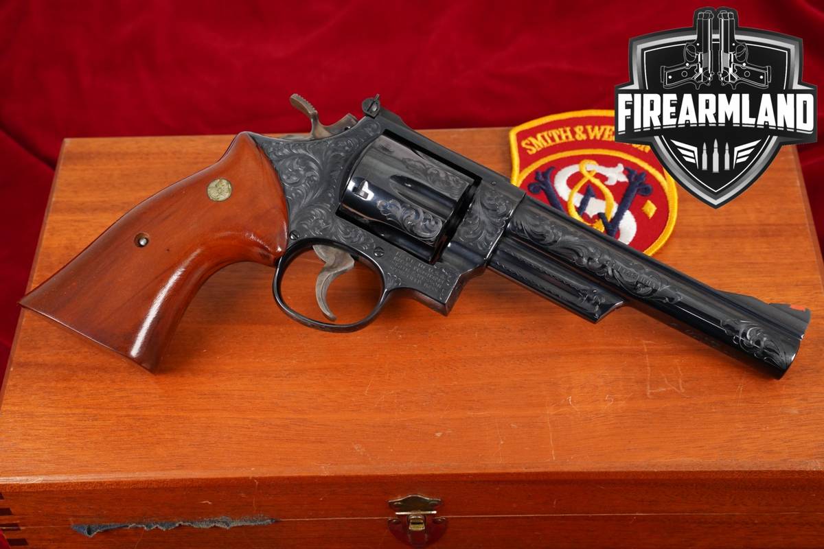 ENGRAVED 1980 Smith & Wesson Model 29-2 S&W 44 Magnum 6" Blued DA/SA +CASE
