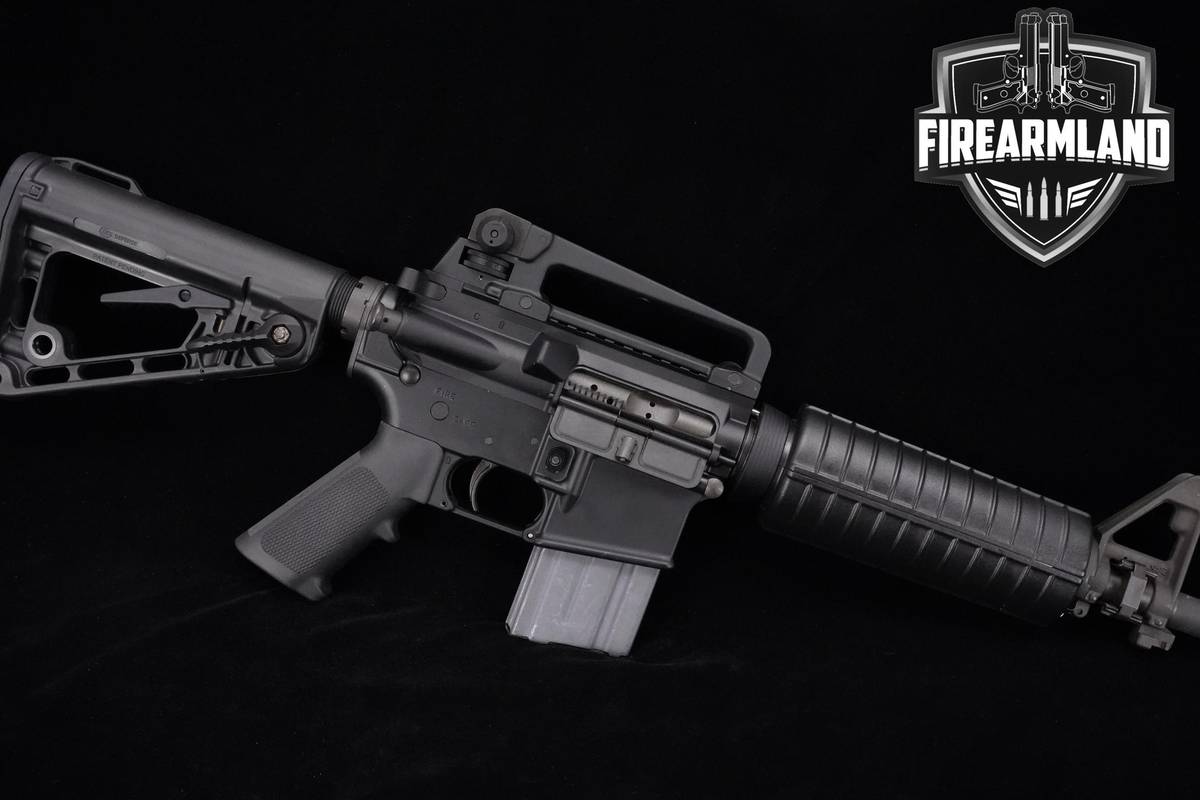 Colt M4 Carbine 5.56 NATO AR-15 AR15 AR Colt-M4 Carbine AR-15-AR15 AR 2MAGS