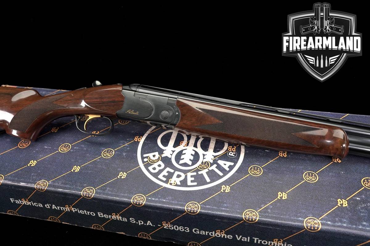 Beretta Model 686 Onyx 12-Gauge 28" Black, Walnut & Gold Inlay +OG BOX/CASE