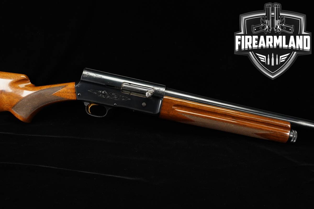 1970 Browning Auto-5 Light Twelve 12-Gauge 28" Blued & Walnut A5 AV A-V