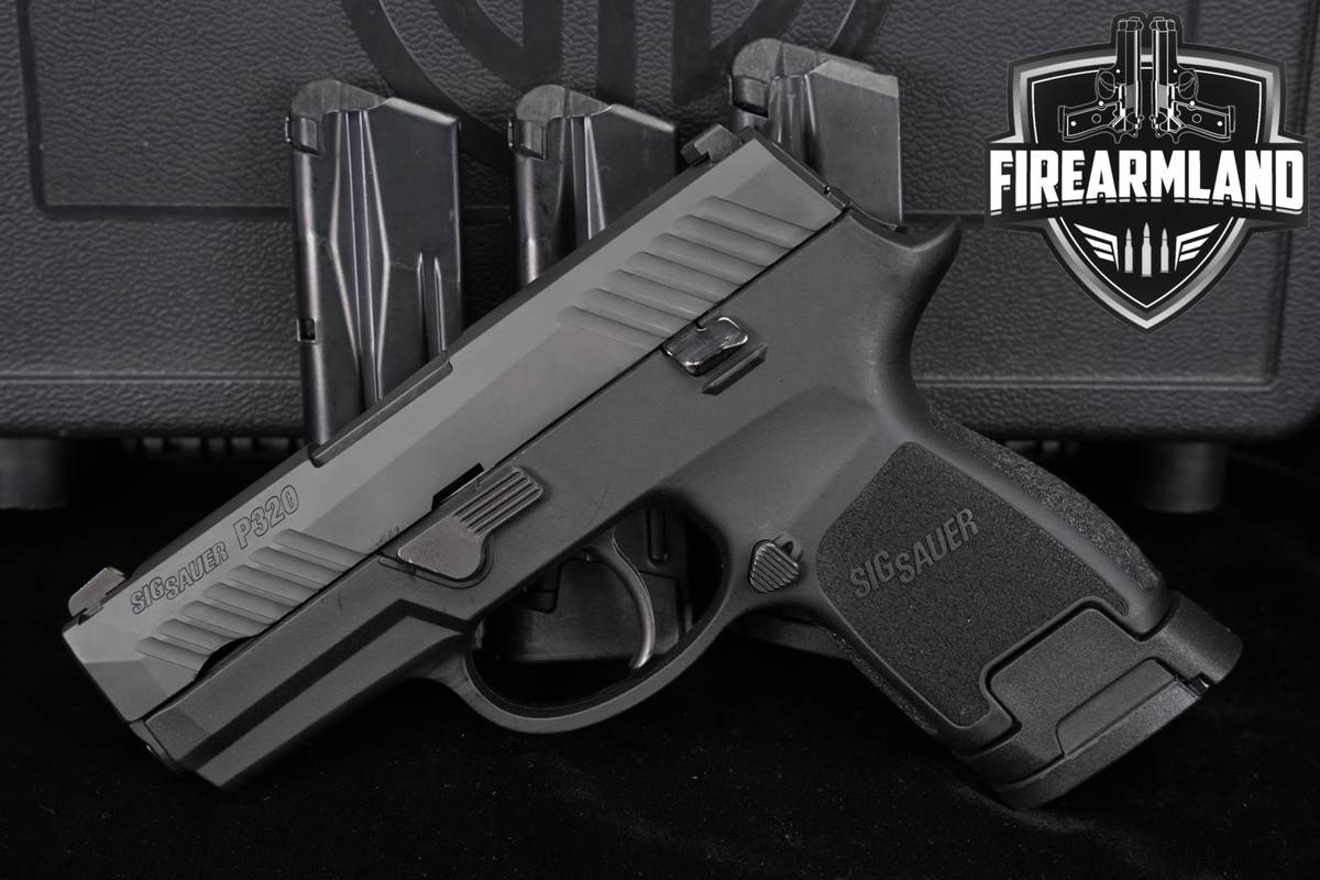 Sig Sauer P320 Subcompact P-320 9mm 3.6 +4 MAGS & ORIG CASE