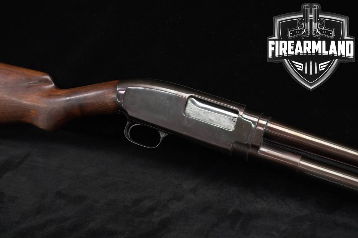 1914 Winchester Model 1912 Hammerless 12-Gauge 30" Blued & Walnut