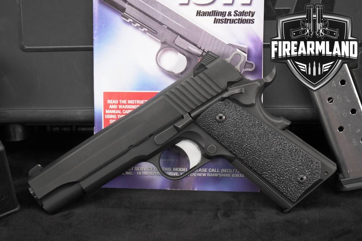 Sig Sauer 1911 Government 45 ACP 5 +3 MAGS, ORIG CASE & HOLSTER