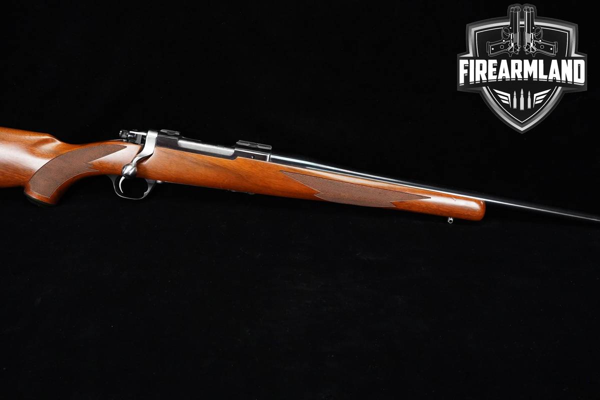 2003 Ruger M77 Mark II 300 Rem Short Action Ultra Magnum 22" Blued & Walnut