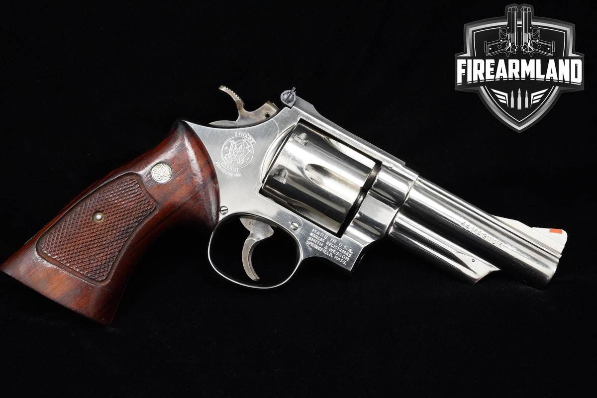 Smith & Wesson (S&W) Model 29-2 44 Magnum 4" Polished Stainless S&W 29-2