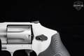 Smith & Wesson (S&W) Model 632UC Lipsey's Ultimate Carry .32 H&R MAG Silver in Excellent Condition Image 5