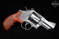 Smith & Wesson (S&W) Model 629-6 Deluxe 3 .44 Rem Magnum Satin Stainless in Very Good Condition Image 4