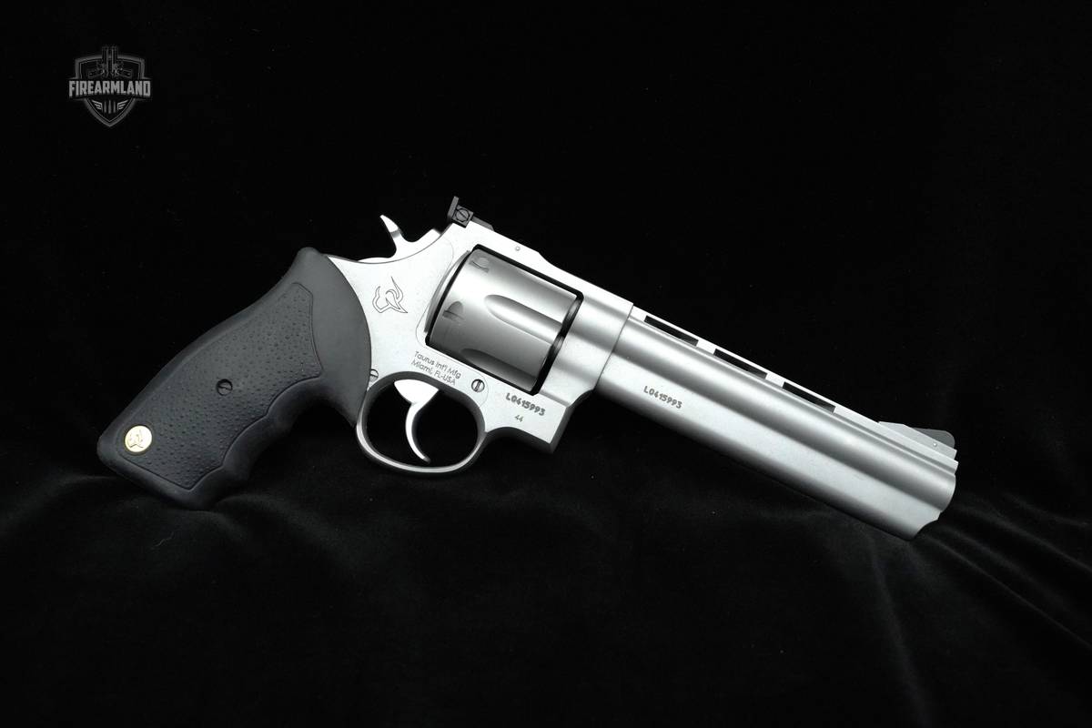 Taurus Model 44 Magnum 44 Mag Revolver Taurus 44mag PORTED Magnum Revolver 