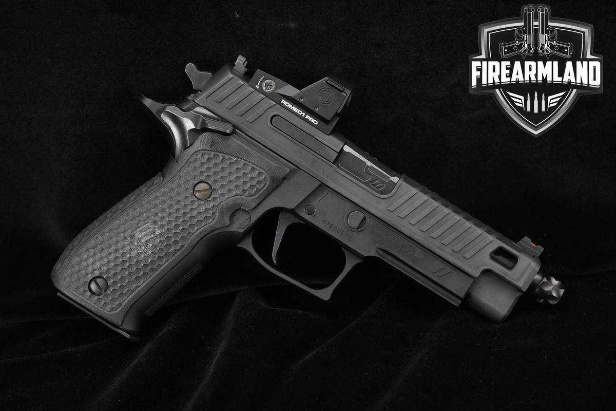 LIKE-NEW Sig Sauer P226-ZEV SAO 9mm Sig-Sauer P226-ZEV P-226-Z +ROMEO OPTIC