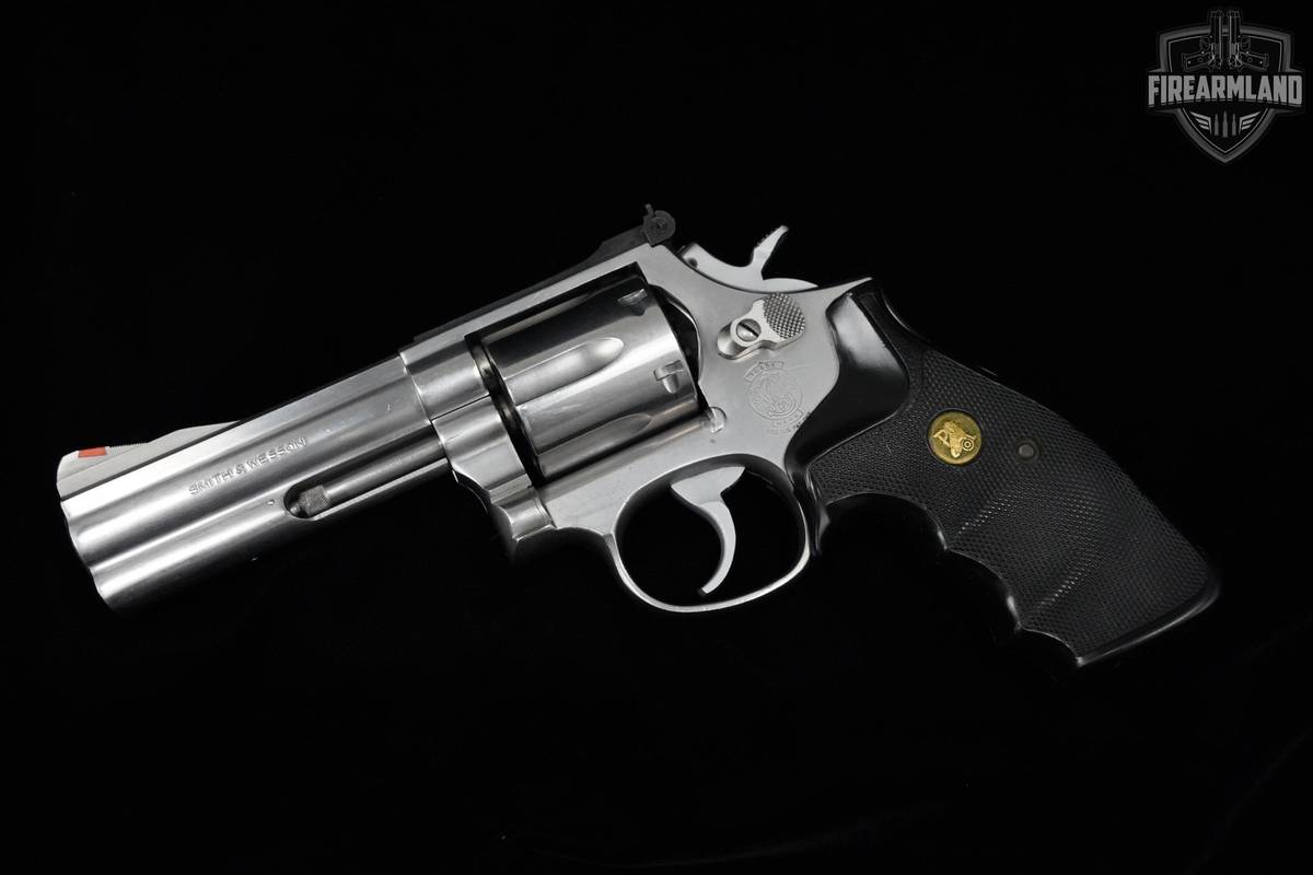 1991 Smith & Wesson (S&W) Model 686-3 357 Magnum 4" S&W 686-3 DA/SA
