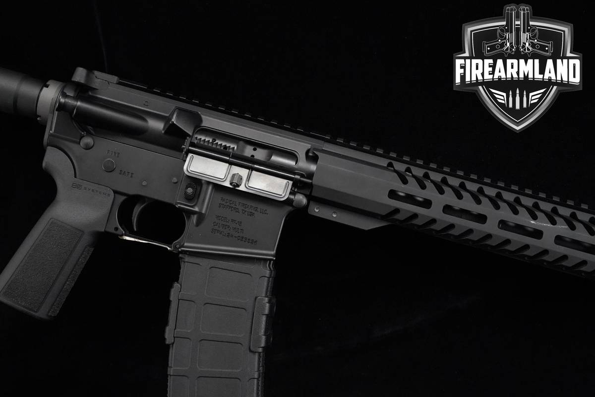Radical Firearms RF-15 Pistol 300 Blackout AR15 AR 10.5" RF15 +2 MAGS