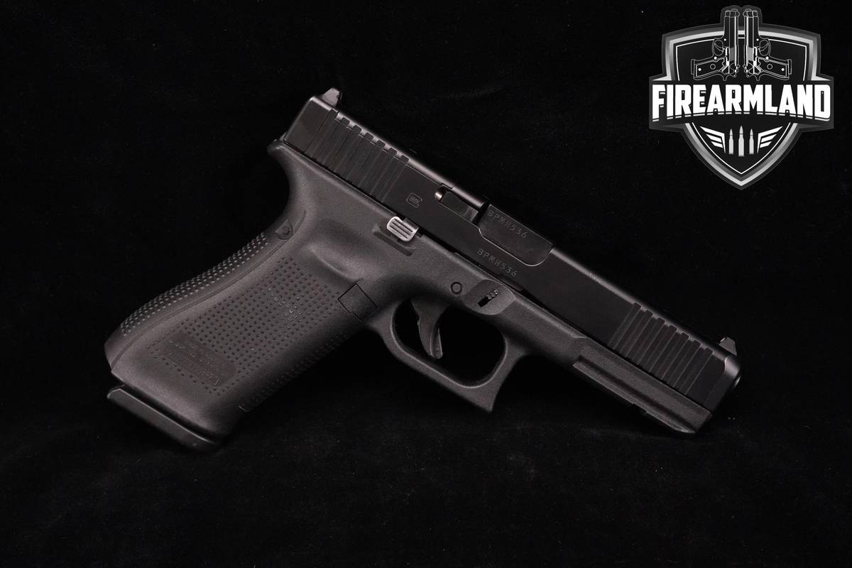Glock 17 Gen5 MOS Full-Sized 9mm 4.49" G17 Gen-5 +2 MAGS & ORIG CASE