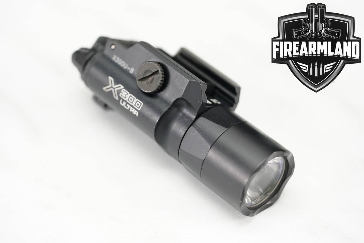 SureFire X300 Ultra 1,000 Lumens & 11,300 Candela Weapon Light X300U X-300