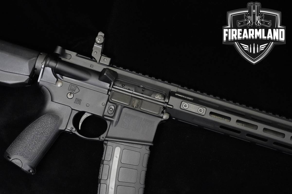 Springfield Armory Saint 5.56 NATO 16" Springfield Saint 3 MAGS & ORIG CASE