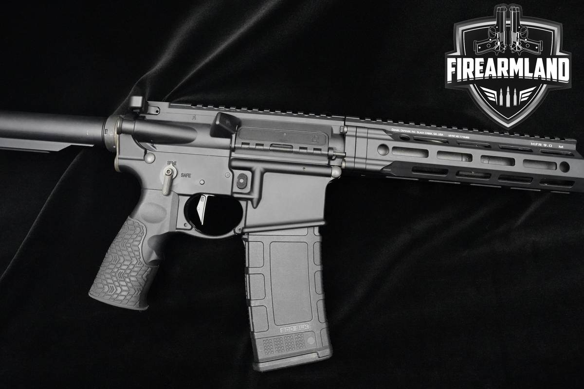 Daniel Defense DDM4V7P 300 Blackout 10.3" AR-15 DDM4 AR15 DDM4V7 AR-15 30+1