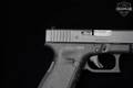 Glock 19 Gen3 9mm Luger Black in Very Good Condition Image 4