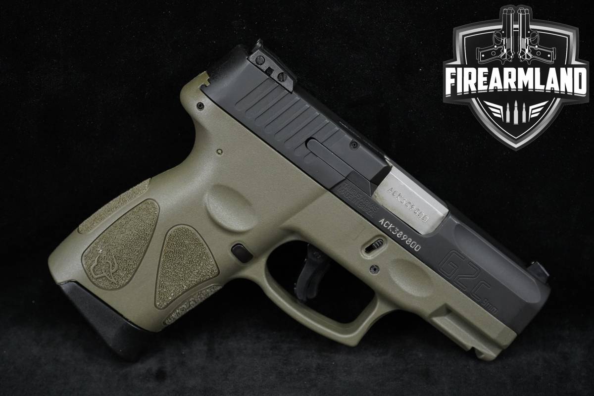 COMPACT Taurus G2c 9mm 3.2" Two-Tone OD Green +2 MAGS, ORIG BOX & HOLSTER