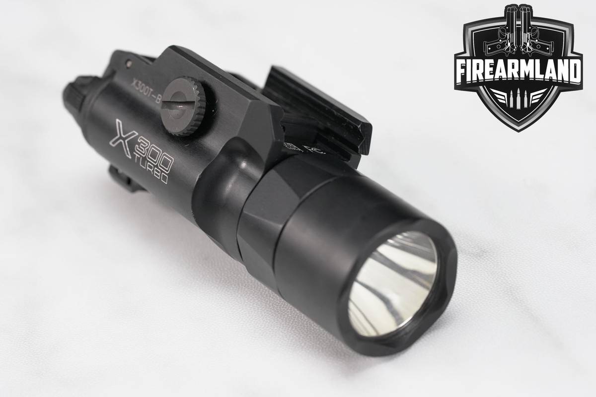 SureFire X300 Turbo X300T-B 650 Lumens & 66,000 Candela Weapon Light