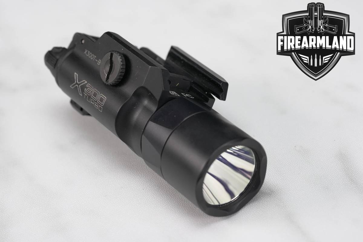 SureFire X300 Turbo 650 Lumens & 66,000 Candela X300T B