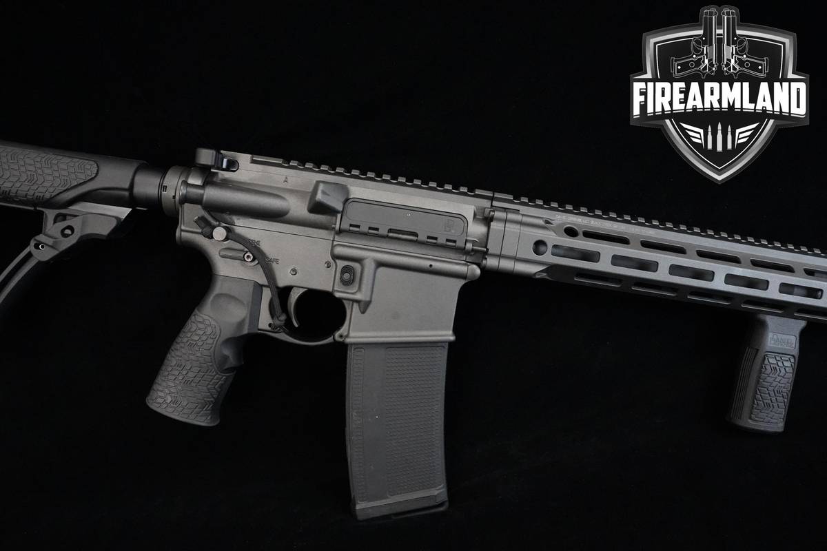 Daniel Defense DDM4 V7 5.56 NATO AR-15 AR15 16" DDM4V7 +ORIG CASE