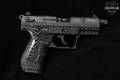 Walther P22 Carbon Fiber .22 LR Hydro Dipped in Excellent Condition Image 3