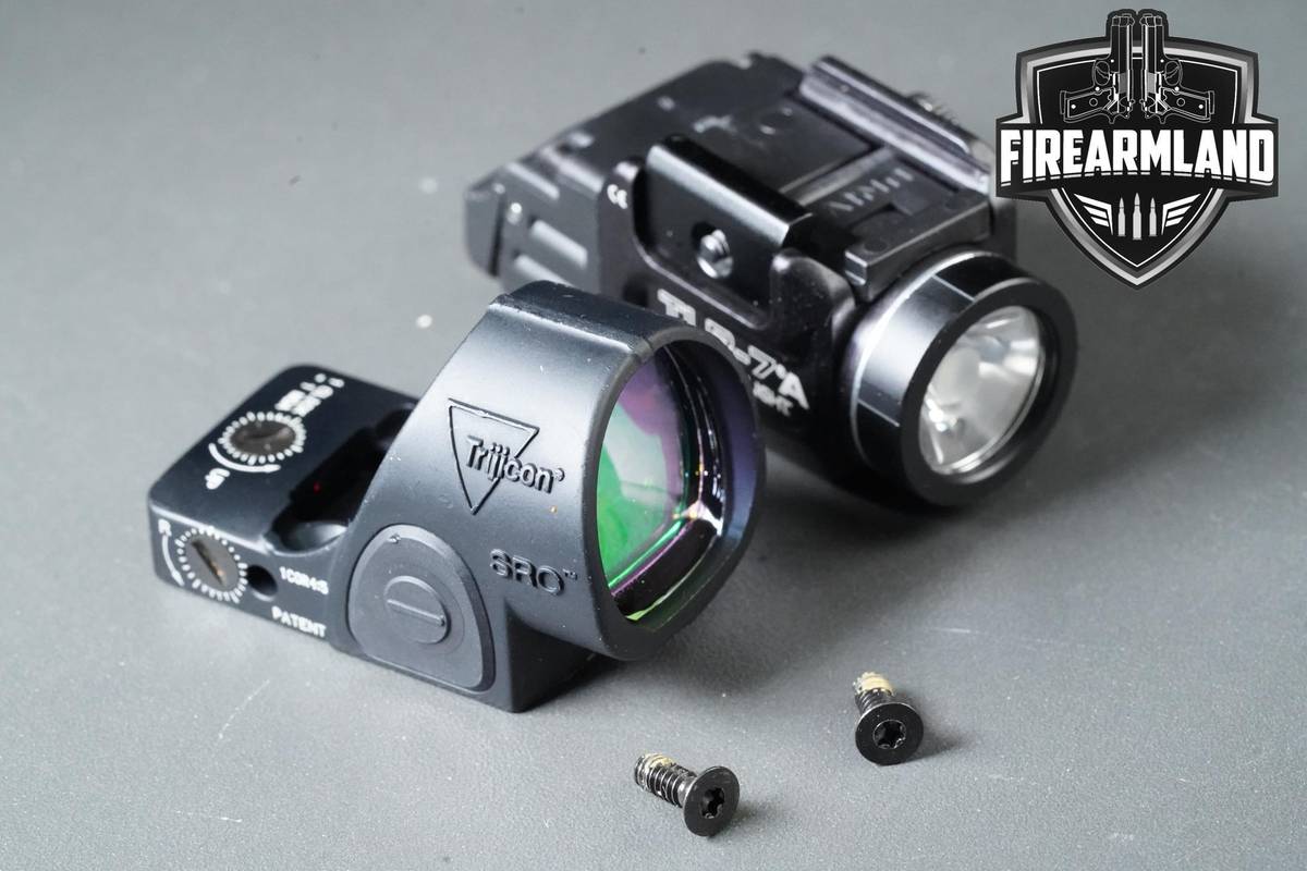 Trijicon SRO 2.5 MOA (SRO) Streamlight TLR-7A Light OPTIC + Weapon Light