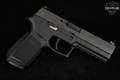 Sig Sauer P320 Full-Size 9mm Luger Black in Very Good Condition Image 3