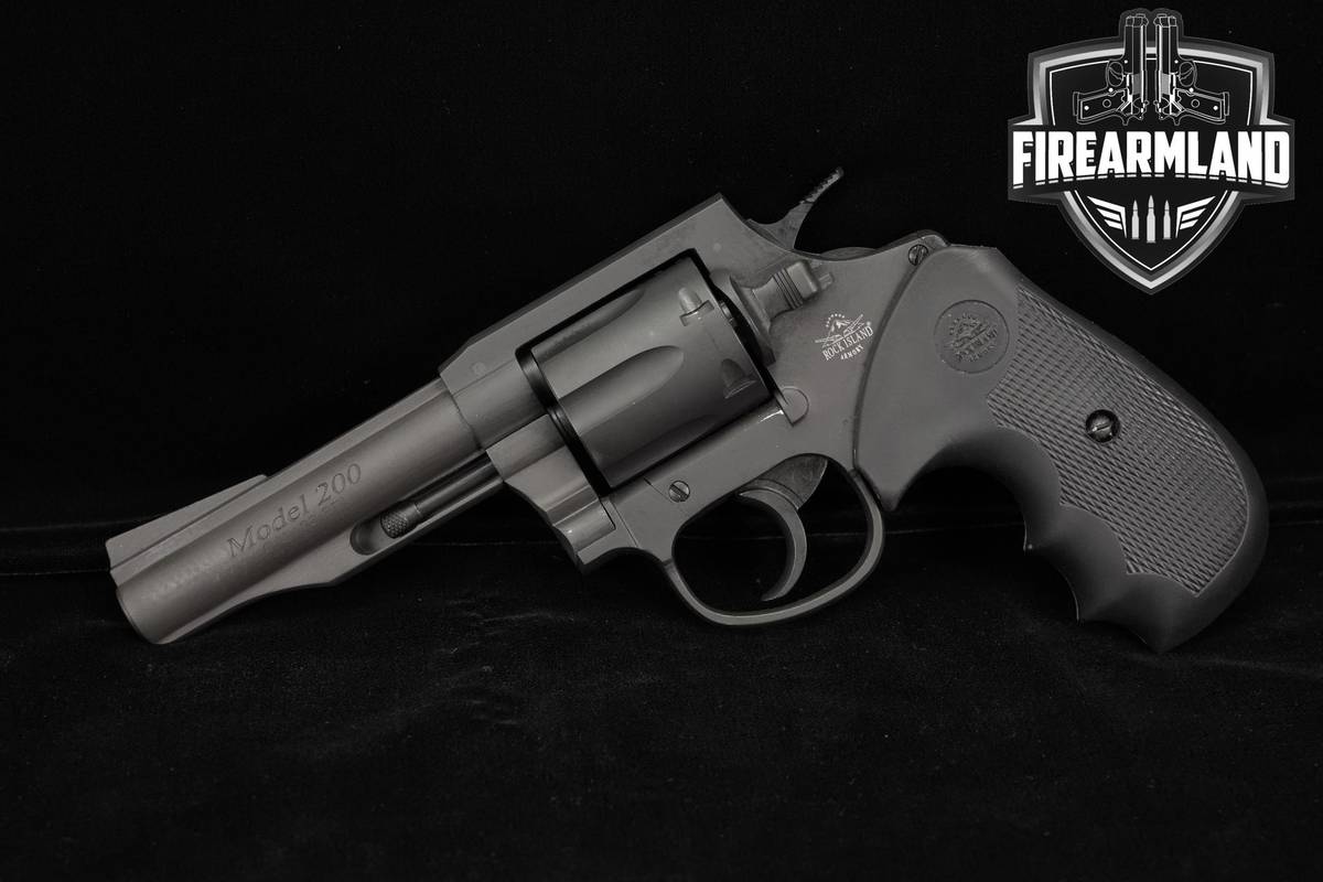 Rock Island Armory RIA M200 38 Special 4" +ORIG CASE