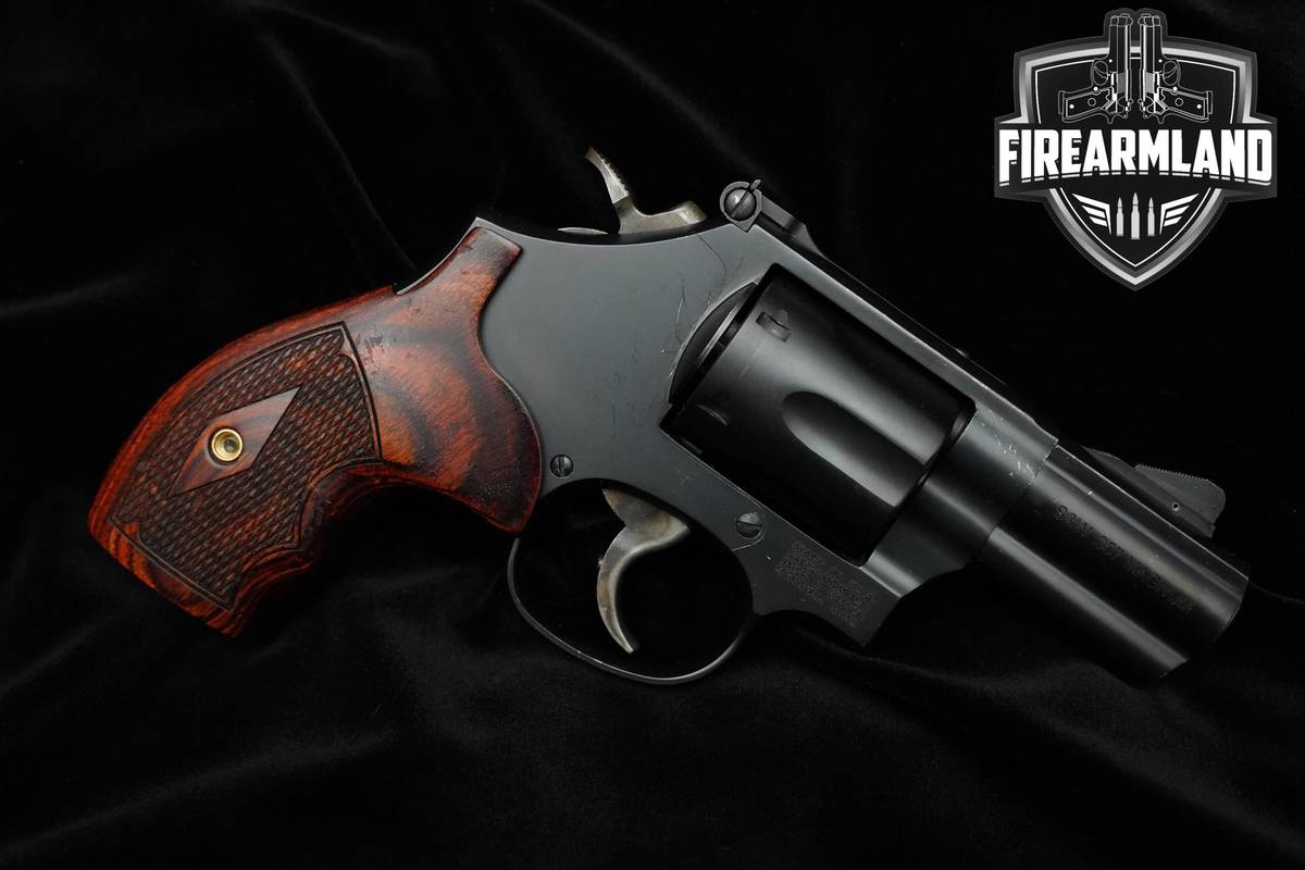 Smith & Wesson (S&W) Model 19 357 Mag Performance Center M19 Carry Comp S&W