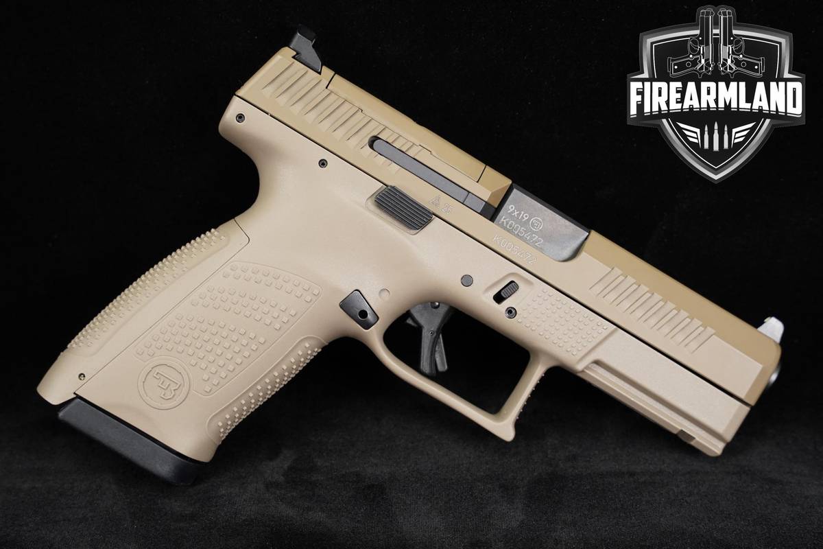 CZ P-10 C Optics-Ready 9mm 4.02 Flat Dark Earth 4 MAGS, ORIG CASE & HOLSTER