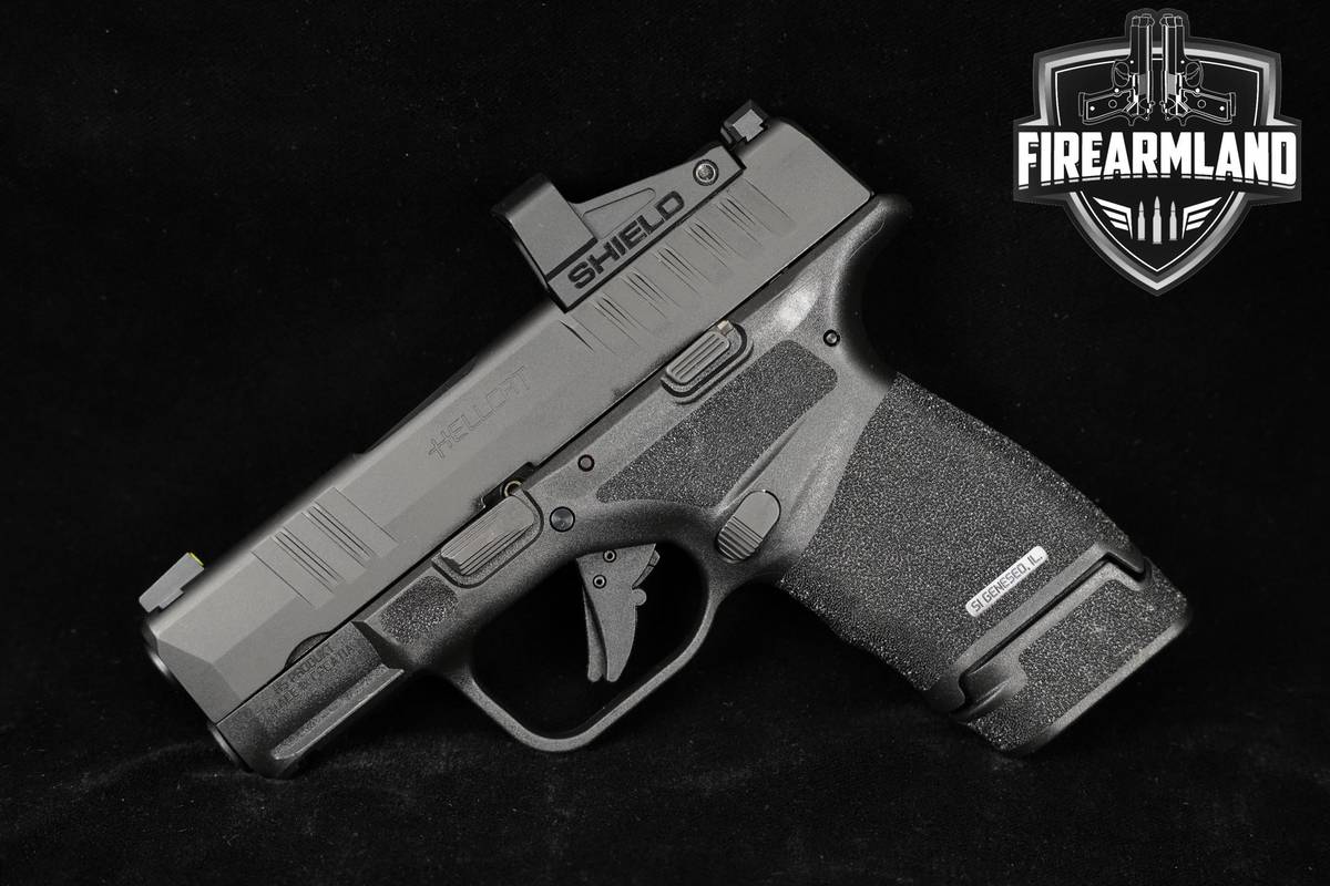 CONCEAL CARRY Springfield Armory Hellcat OSP 9mm 3 +3 MAGS, OG CASE & OPTIC