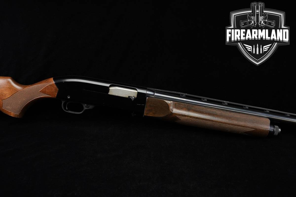 Winchester Field Grade 12-Gauge 28" Blued & Walnut 2 3/4