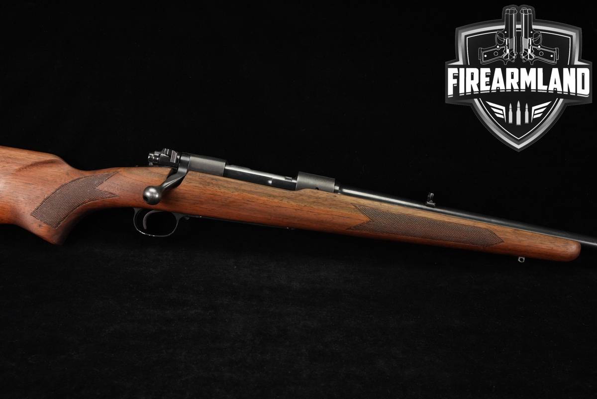 1961 Winchester Model 70 Featherweight, Pre-64 30-06 22" Blued & Walnut CRF