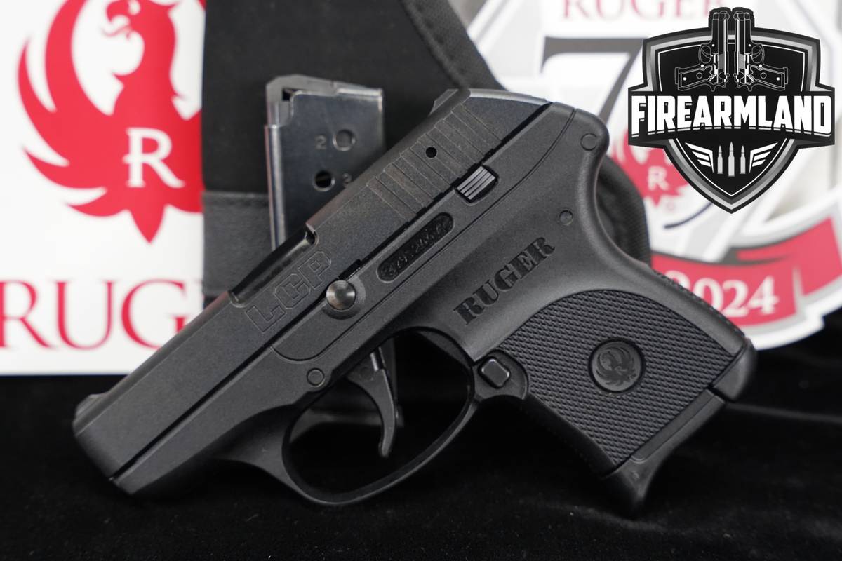 Ruger LCP 380 ACP 2.75" Black CCW +2 MAGS, ORIG BOX & HOLSTER