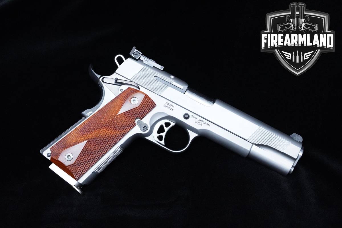 Smith & Wesson (S&W) SW1911 45 ACP 5" S&W SW1911 1911-A1 2 MAGS & ORIG CASE