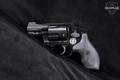 Smith & Wesson (S&W) M&P 340 .357 Mag. Black in Excellent Condition Image 3