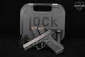 Glock G22 Gen5 .40 S&W Black in Excellent Condition Image 2