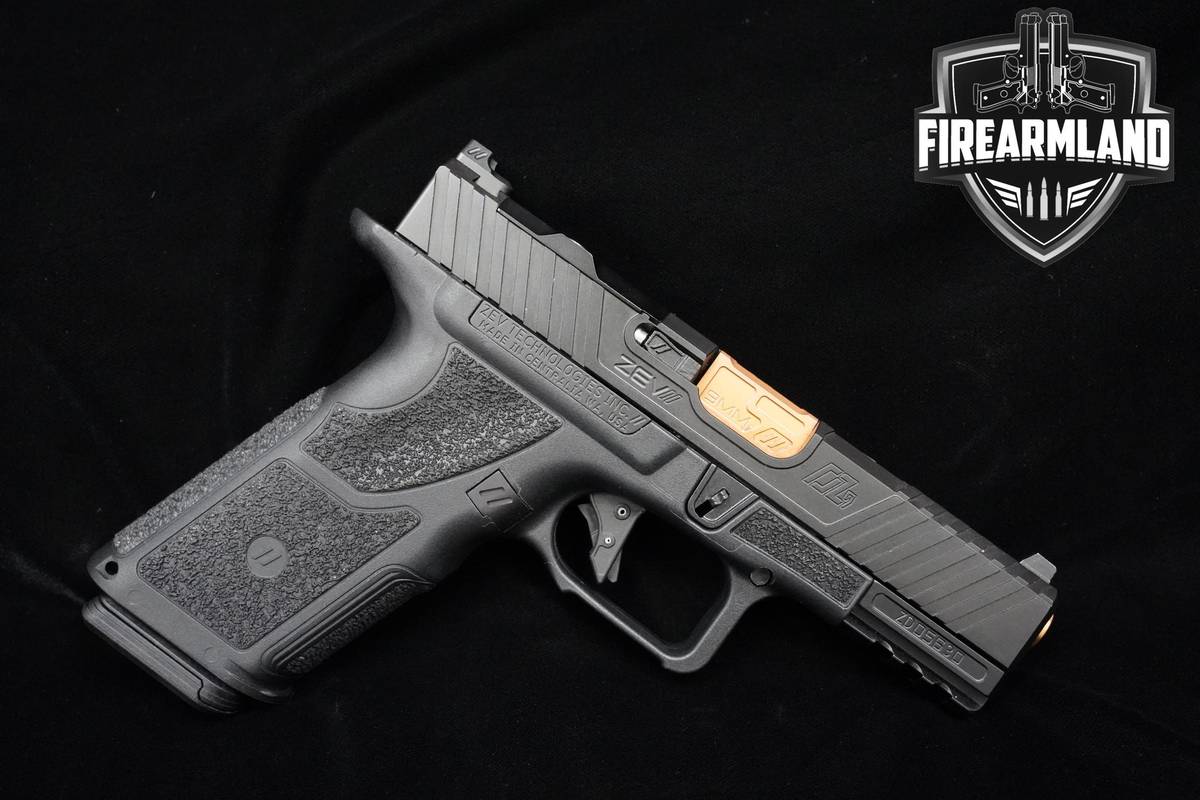 ZEV OZ9C Elite Hyper-Comp 9mm ZEV OZ-9-C +2 MAGS & ORIG CASE