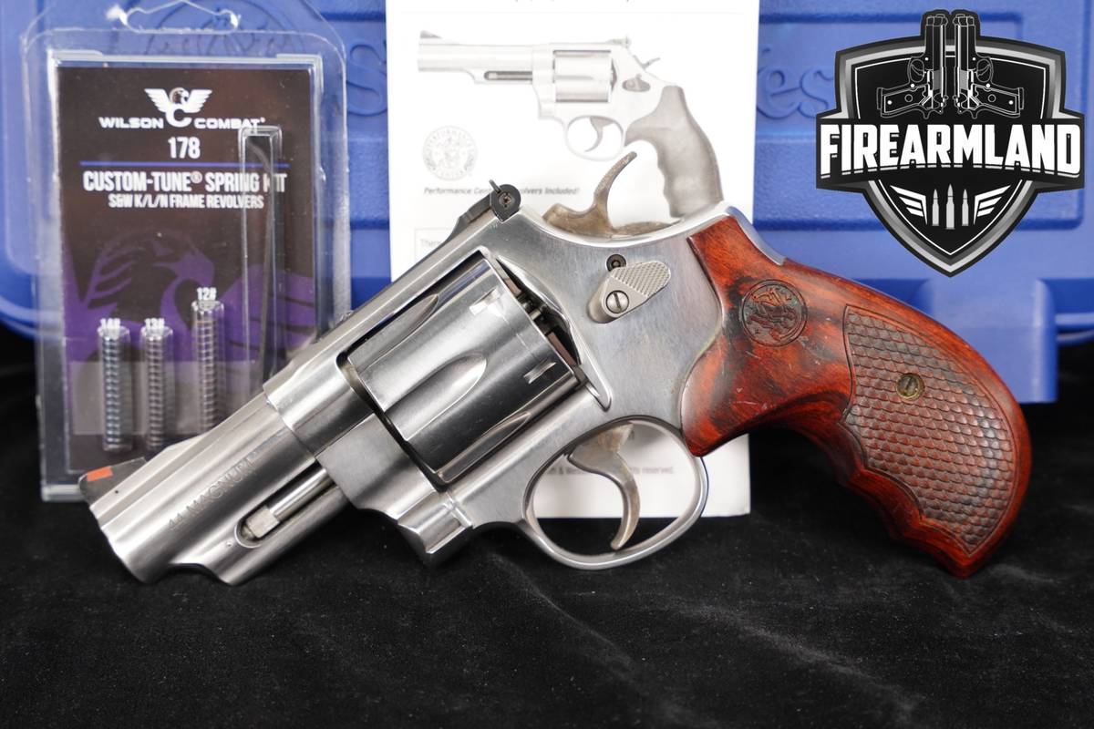 Smith & Wesson Model 629-6 Deluxe 44 Magnum S&W Satin Stainless DA/SA +CASE
