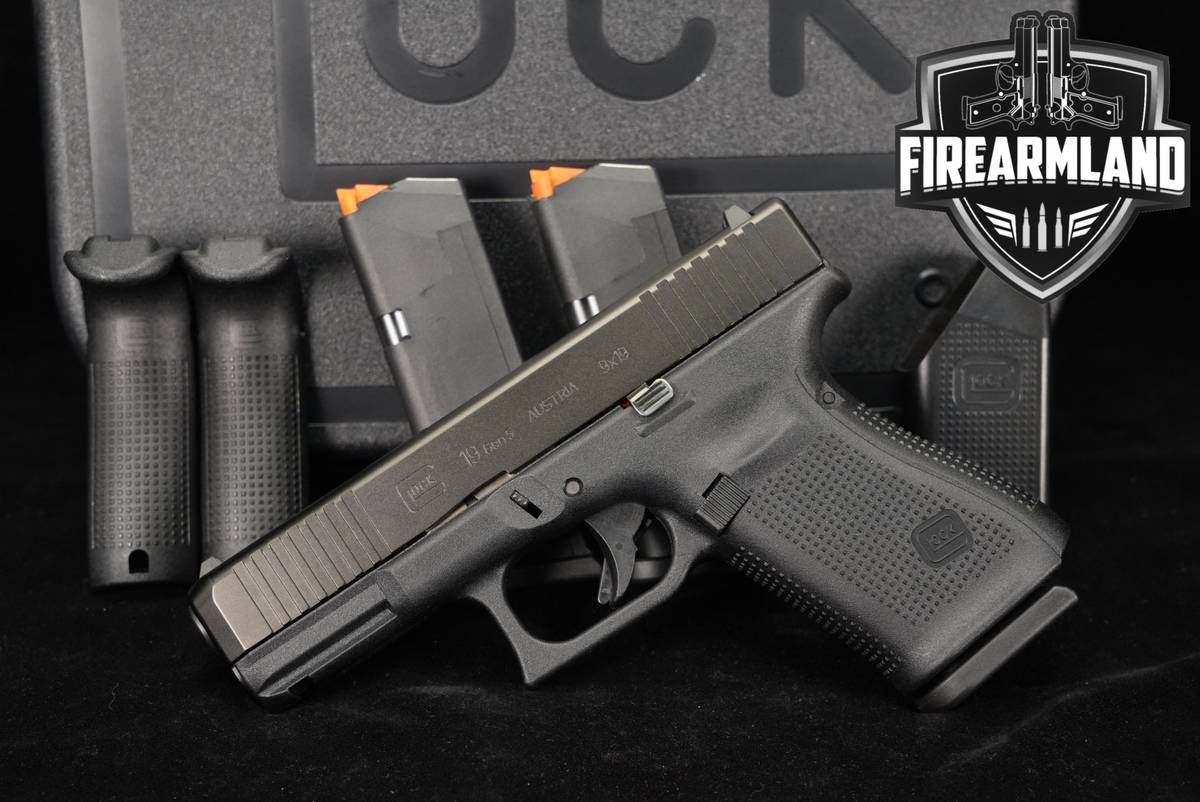 Glock 19 Gen5 G19 Gen 5 9mm 4.02 +3 MAGS & ORIG CASE