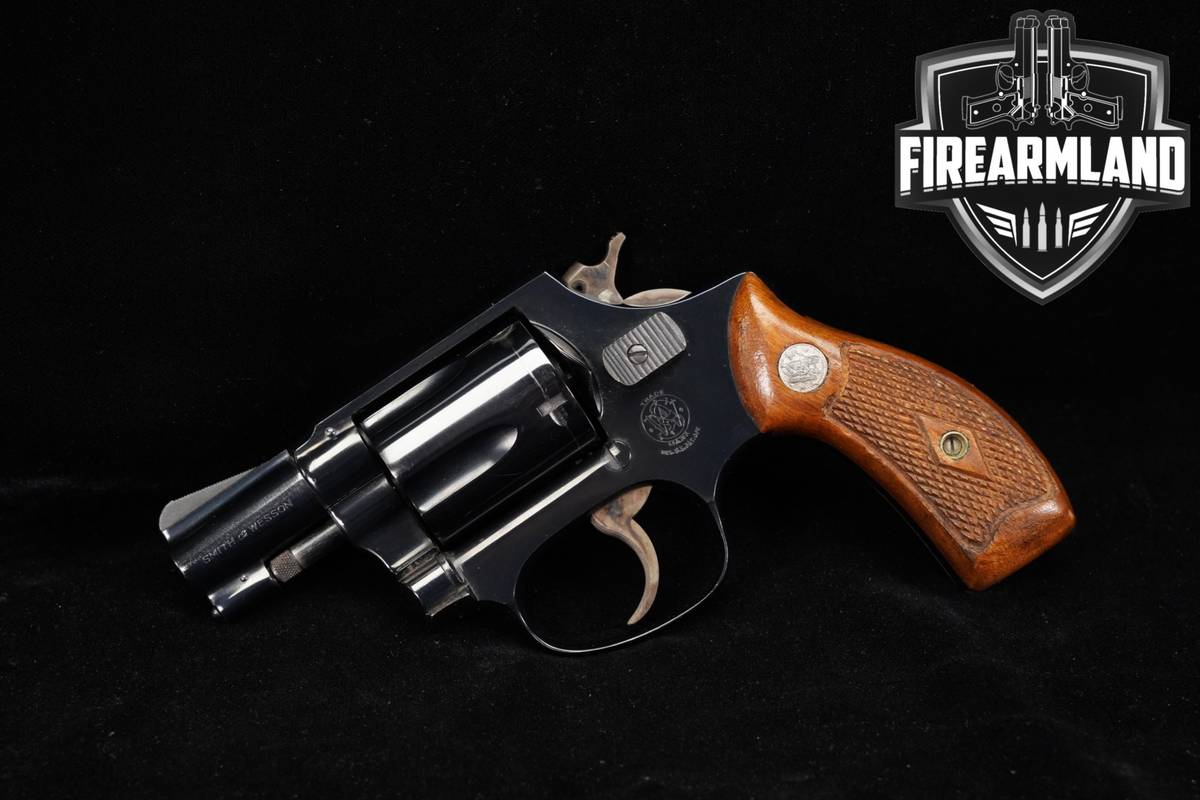 1966-1968 Smith & Wesson Model 36 Chief's Special S&W 38 Spl Blued PINNED