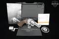 Taurus Model 692 Executive Grade .357 Magnum / 9mm Matte Silver in Very Good Condition Image 2