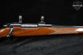 Weatherby Mark V Deluxe, Made in Japan 7mm Wby. Mag. Blued & Walnut in Good Condition Image 5