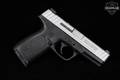 Smith & Wesson (S&W) SD40 VE .40 S&W Two-Tone Stainless & Black in Very Good Condition Image 4