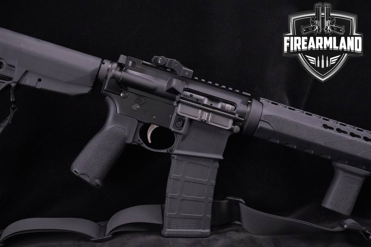 Springfield Armory Saint 5.56 NATO AR15 AR-15 16"