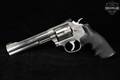 1989-1990 Smith & Wesson (S&W) Model 617 No Dash, 6-Shot .22 LR Satin Stainless in Very Good Condition Image 4
