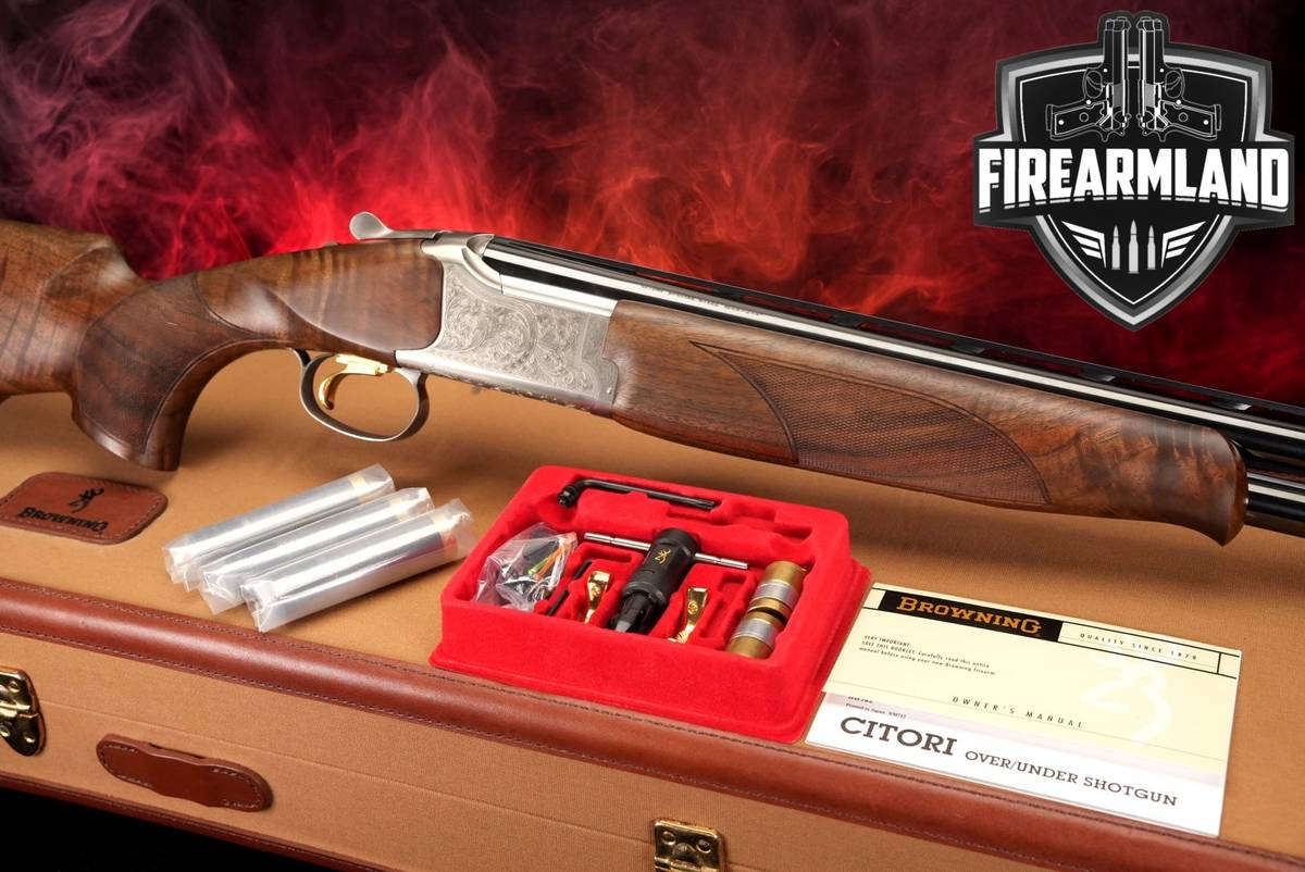 LIKE-NEW Browning Citori 525 Sporting 12-Gauge 30" Silver Nitride & Walnut