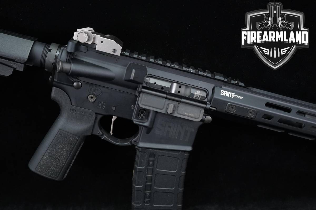 Springfield Armory SAINT Victor Pistol 5.56 NATO 8" AR-15 AR15 +2 MAGS